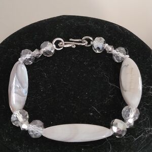 Stunning Natural Shell and Swarovski  Crystal Bracelet